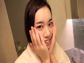 完全プライベート映像　透明感溢れる高身長美人妻　平井栞奈と初めての二人きりお泊まり　サンプル画像10